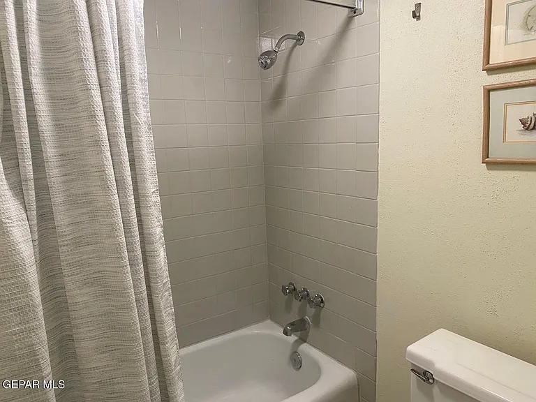 1800 N Stanton St #908 — Photo 7