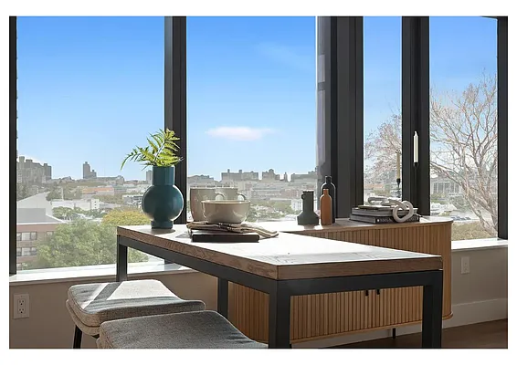 Rented by EXR | media 5