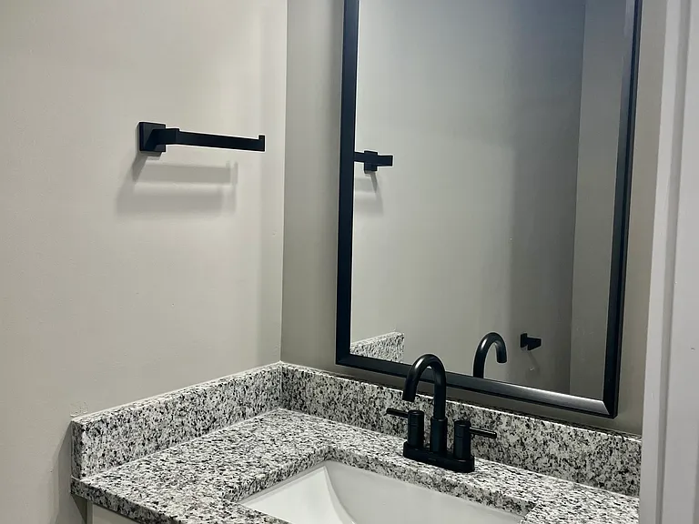 1046 Aviella Ct #1046 — Photo 7
