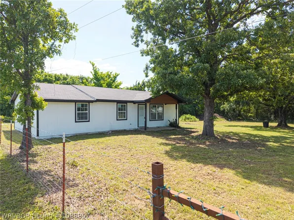 102507 S 4640th Rd, Sallisaw, OK 74955