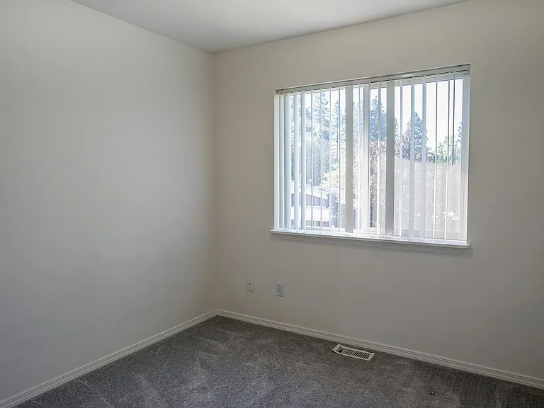 1505-1519 W Hyacinth Ln #D — Photo 18