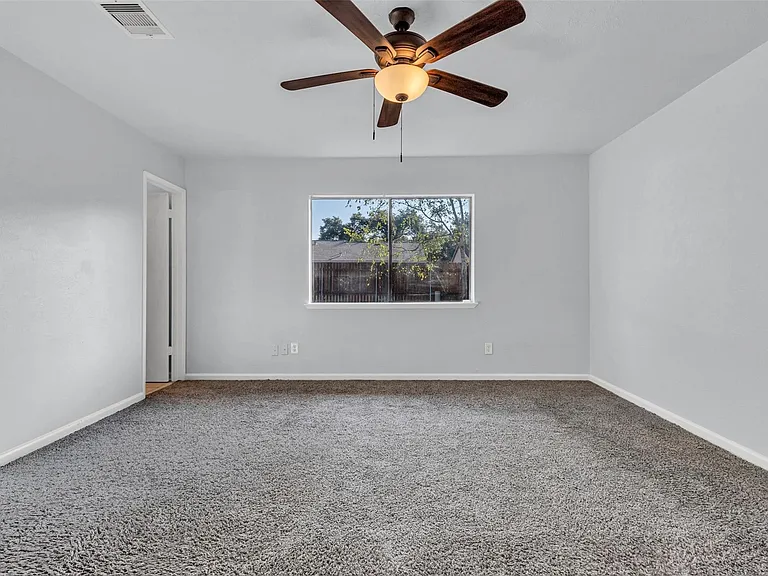 4406 Kacee Dr — Photo 15
