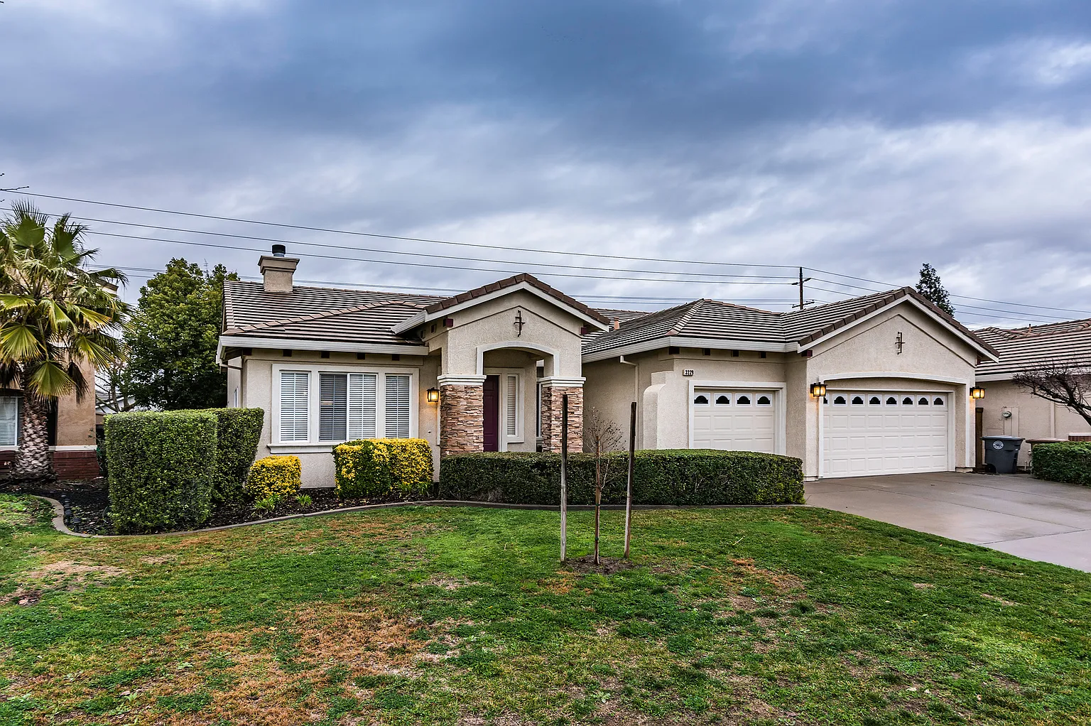 3229 Yosemite Park Way photo 1