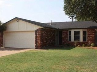 229 W Chantilly Way, Mustang, OK 73064