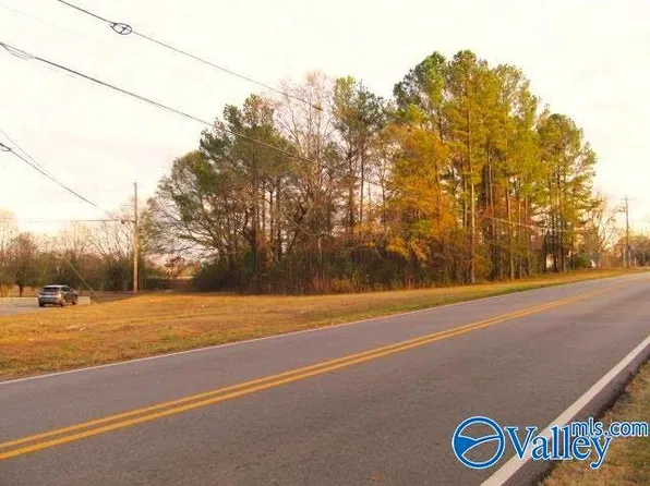 200 N Edmondson St, Albertville, AL 35950