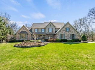 5187 Timber Bend Dr, Brighton, MI