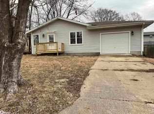 11 Suncrest Ter, Keokuk, IA 52632