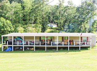 610 Freeman Branch Rd, East Bernstadt, KY 40729