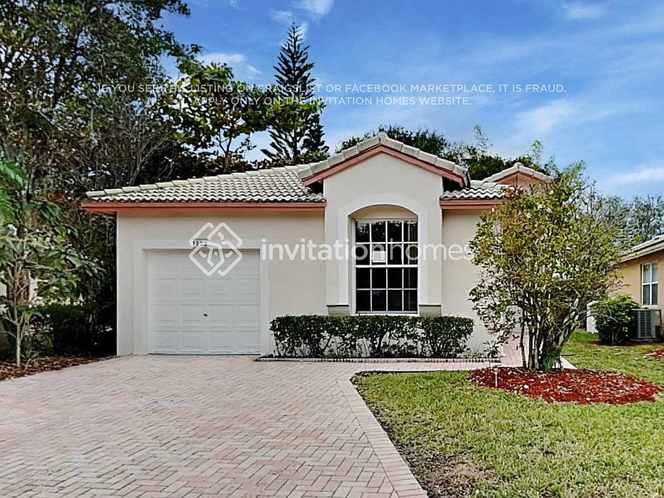 1st image of 1122 NW 171st Ter