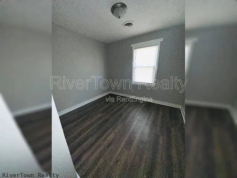 1706 Combs St — Photo 9