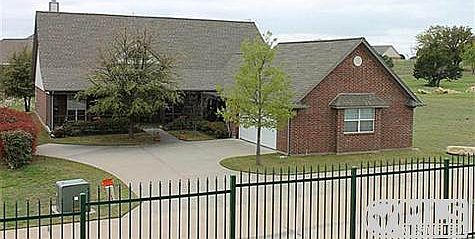 1st image of 103 Creekside Dr