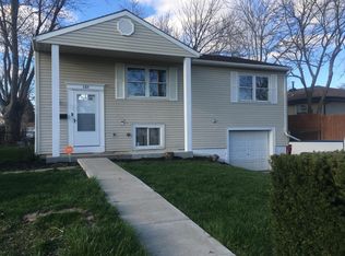 584 Harland Dr, Columbus, OH 43207