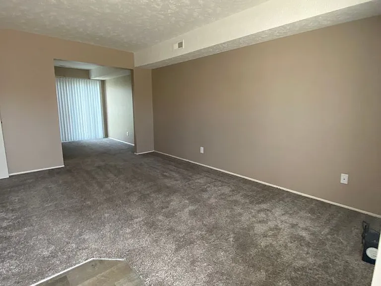 Southdale Square Apartments — Photo 160
