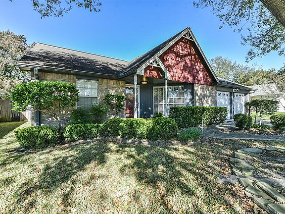 3rd image of 10847 E Idlewood Dr