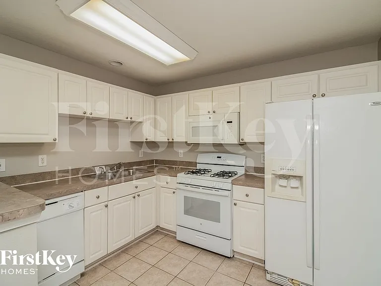 11135 Lakeside Vista Dr — Photo 6
