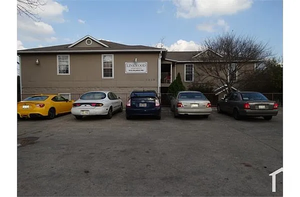 Building Photo - 1016 Blanco Rd #203