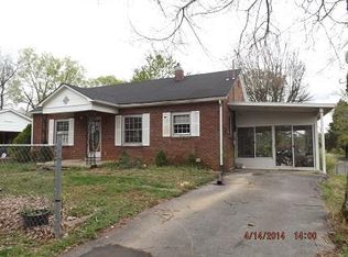 350 Jackson Ave, Lawrenceburg, TN 38464