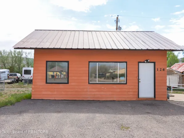139 Main St, La Barge, WY 83123