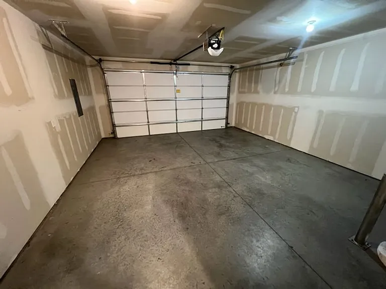 1086 S New Oak Ln — Photo 17