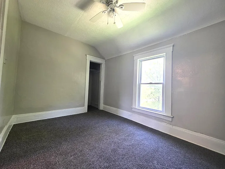 Unit Photo
