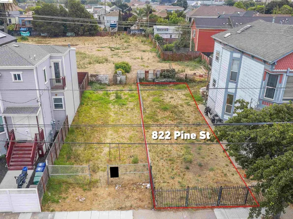 822 Pine St, Oakland, CA 94607