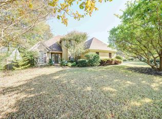 442 McElroy Rd, Memphis, TN 38120