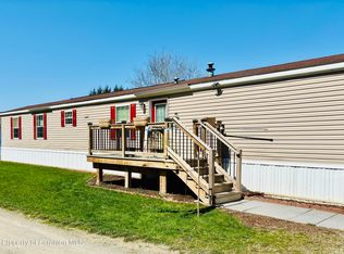 46 Jones Dr, Clifford, PA 18413
