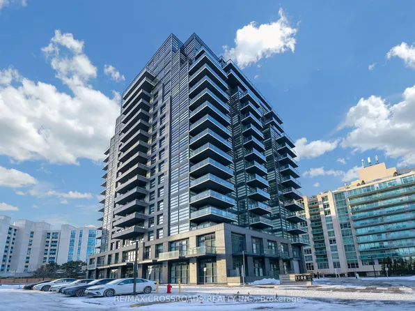 1606 Charles St #202, Whitby, ON L1N 0P1