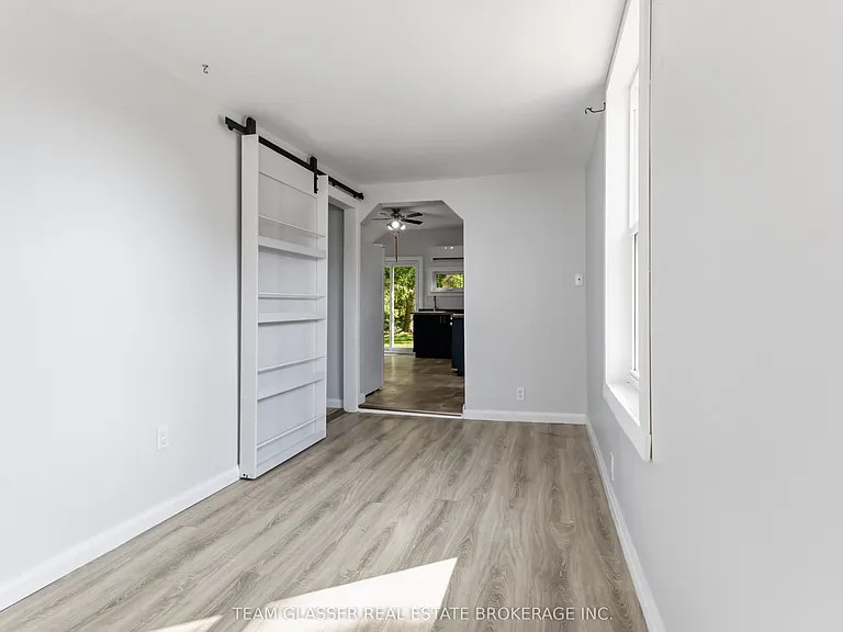 34 Broadway St — Photo 11