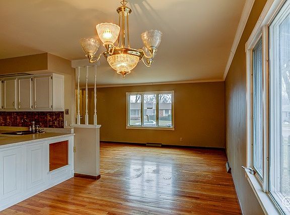 5th image of 2207 Highland Dr