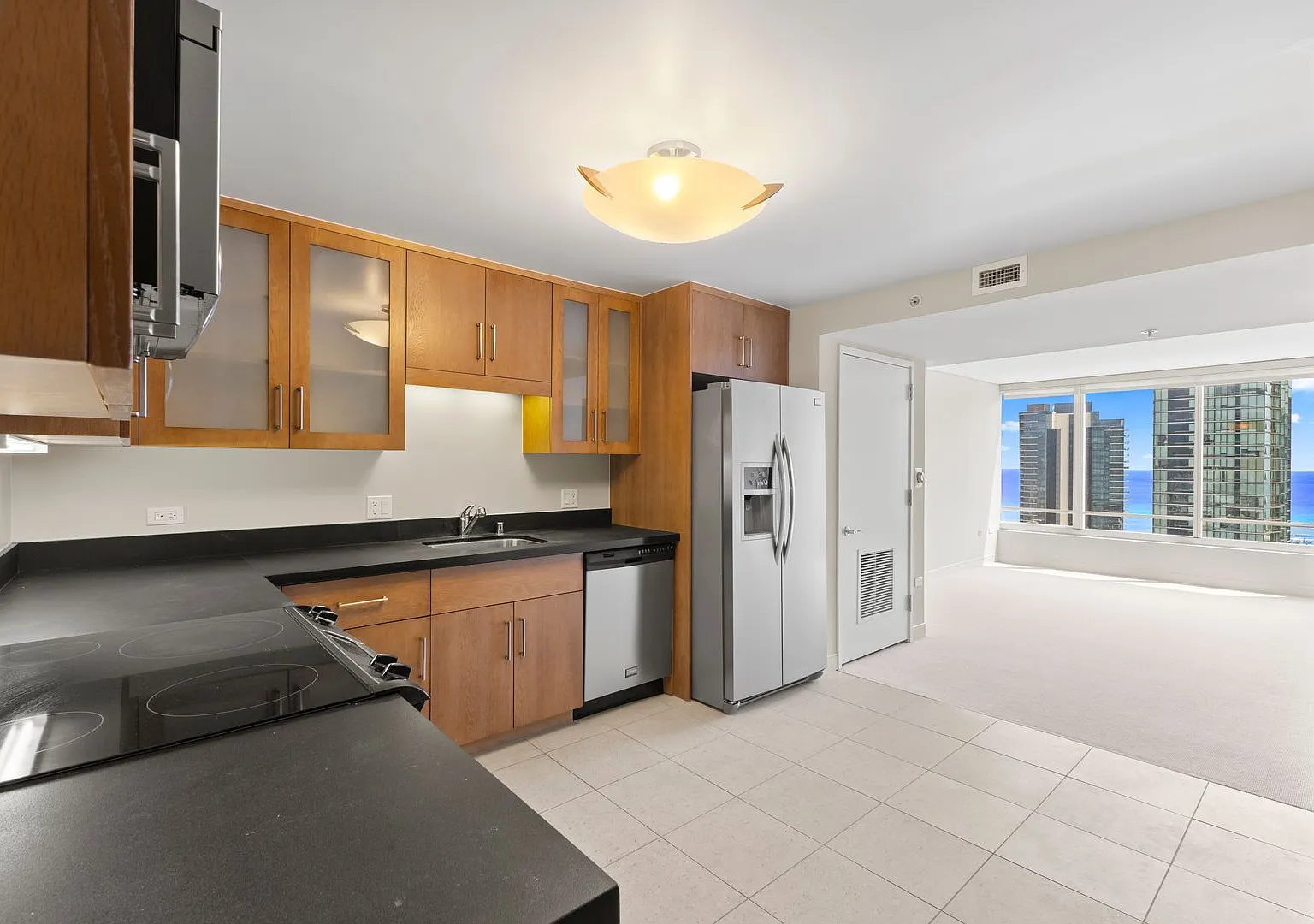 Great Location in the Heart of Honolulu ~ Pacifica Honolulu 3804 — Photo 4