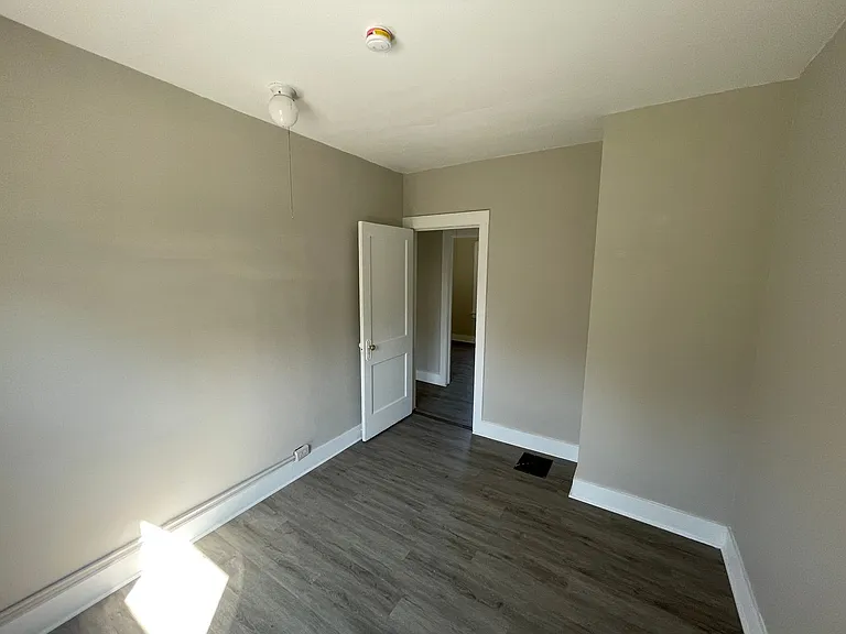 14005 Scioto Ave — Photo 12