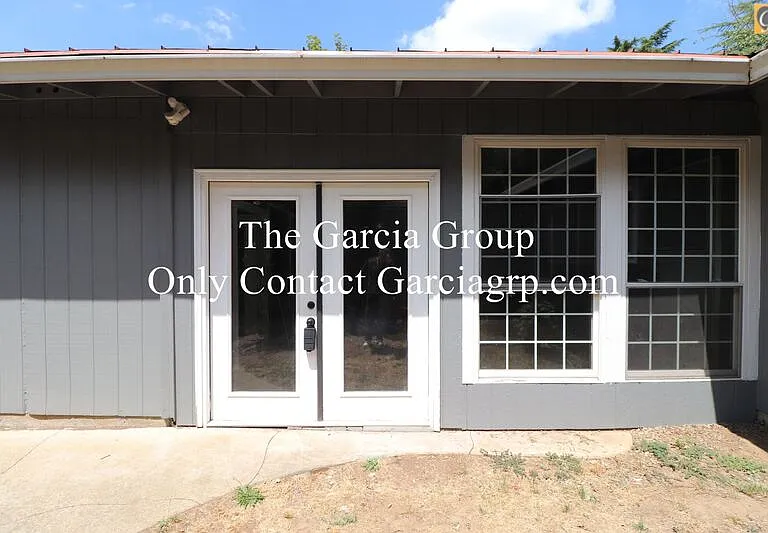 1530 NE 114th Ave — Photo 36