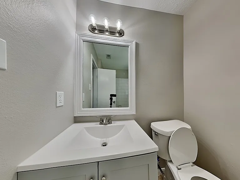 18109 Eganville Cir — Photo 14