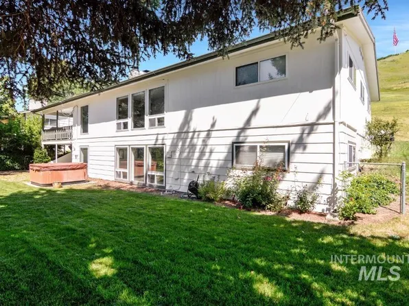 3416 N Bogus Basin Rd, Boise, ID 83702