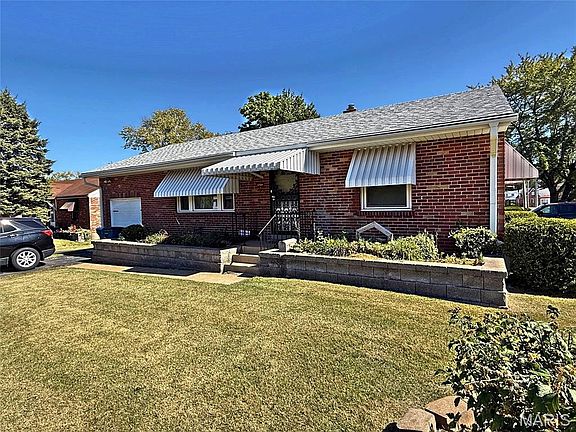 2nd image of 8704 Agate Ct