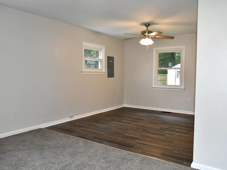 219 Woodhaven Rd — Photo 7