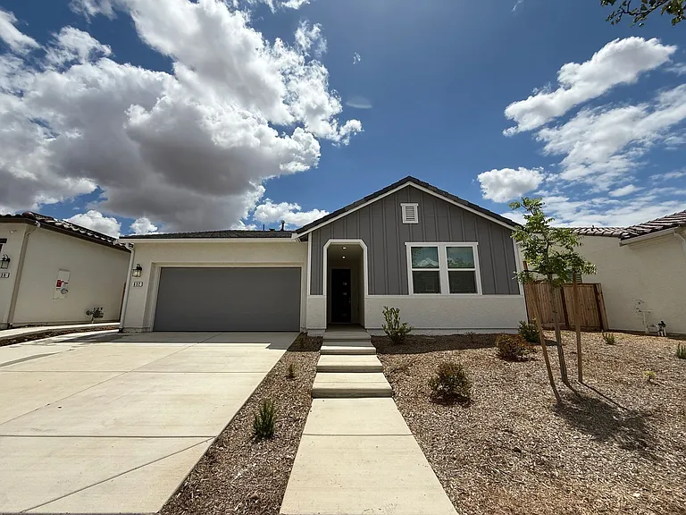 632 Rock Crest Ave — Photo 3