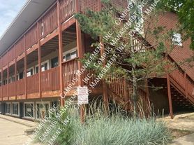809 Catherine St