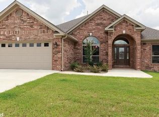 5901 Hummingbird Ln, Jacksonville, AR 72076