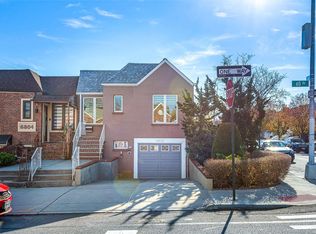 68-02 60th Rd, Maspeth, NY 11378