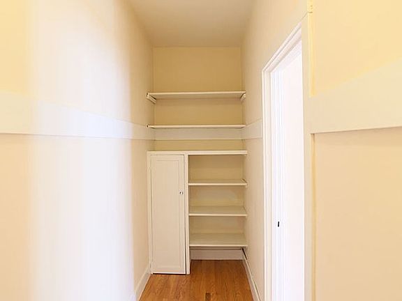 4th image of 2700 Polk St APT 6