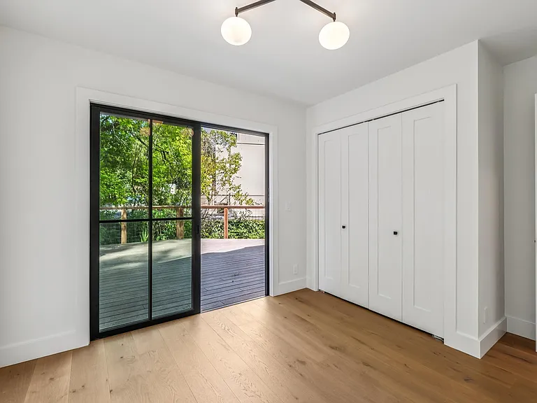 233 Monte Vista Ave — Photo 9