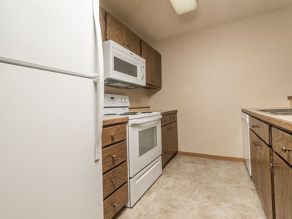 1st image of 3900 S Carnegie Cir #305