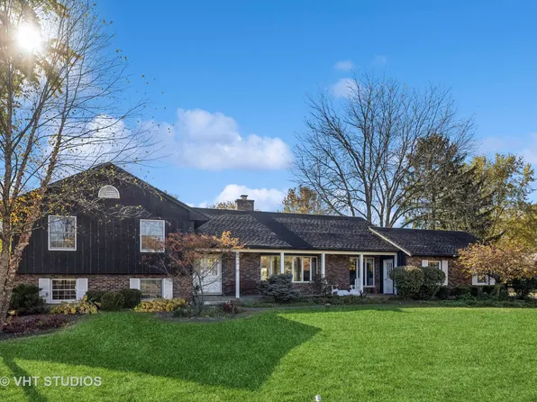 29W221 Smith Rd, West Chicago, IL 60185