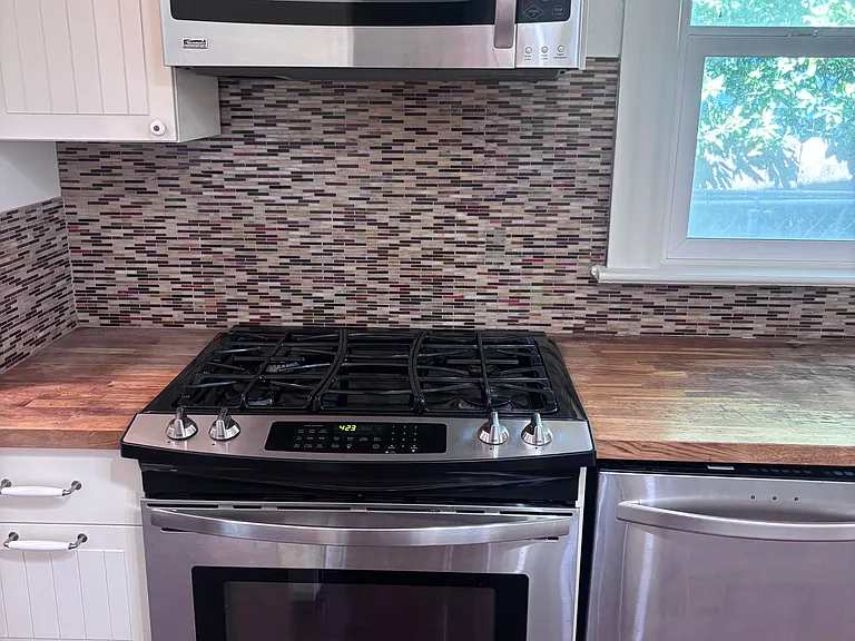 503 Bay St — Photo 14