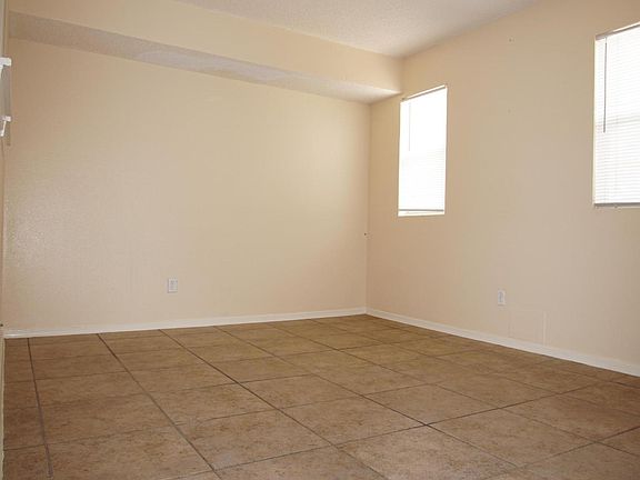 3rd image of 11020 Aqua Ct