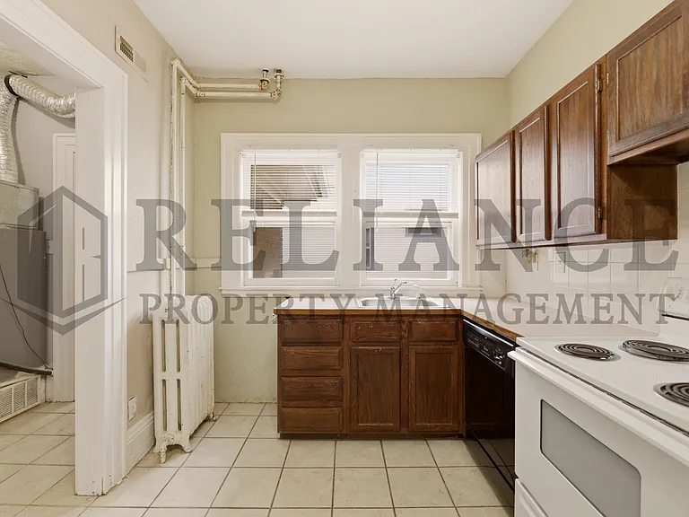 3422 E Douglas Ave #2-1 — Photo 20