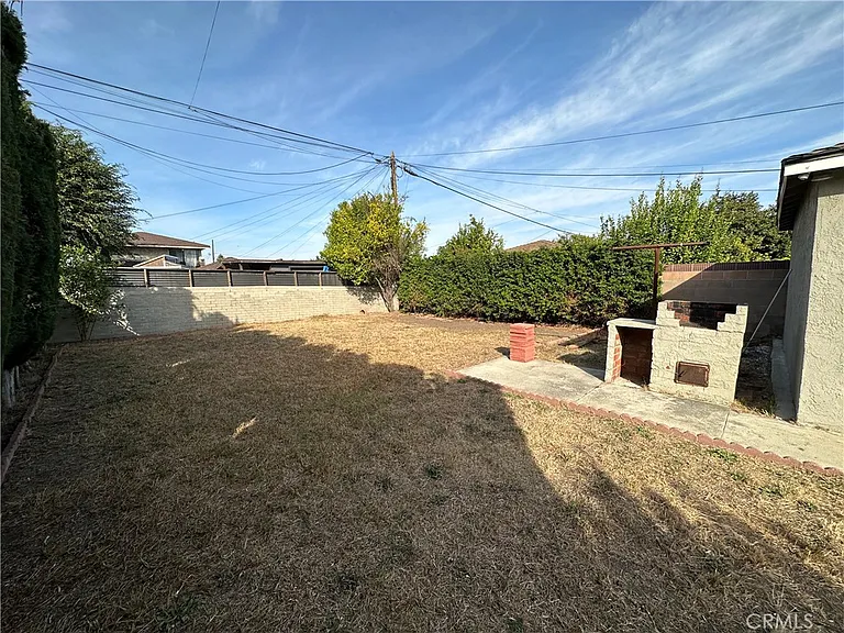 4587 W 142nd St — Photo 24