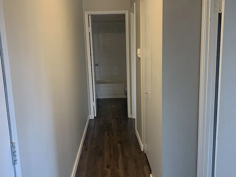 901 4th Ave NW — Photo 5
